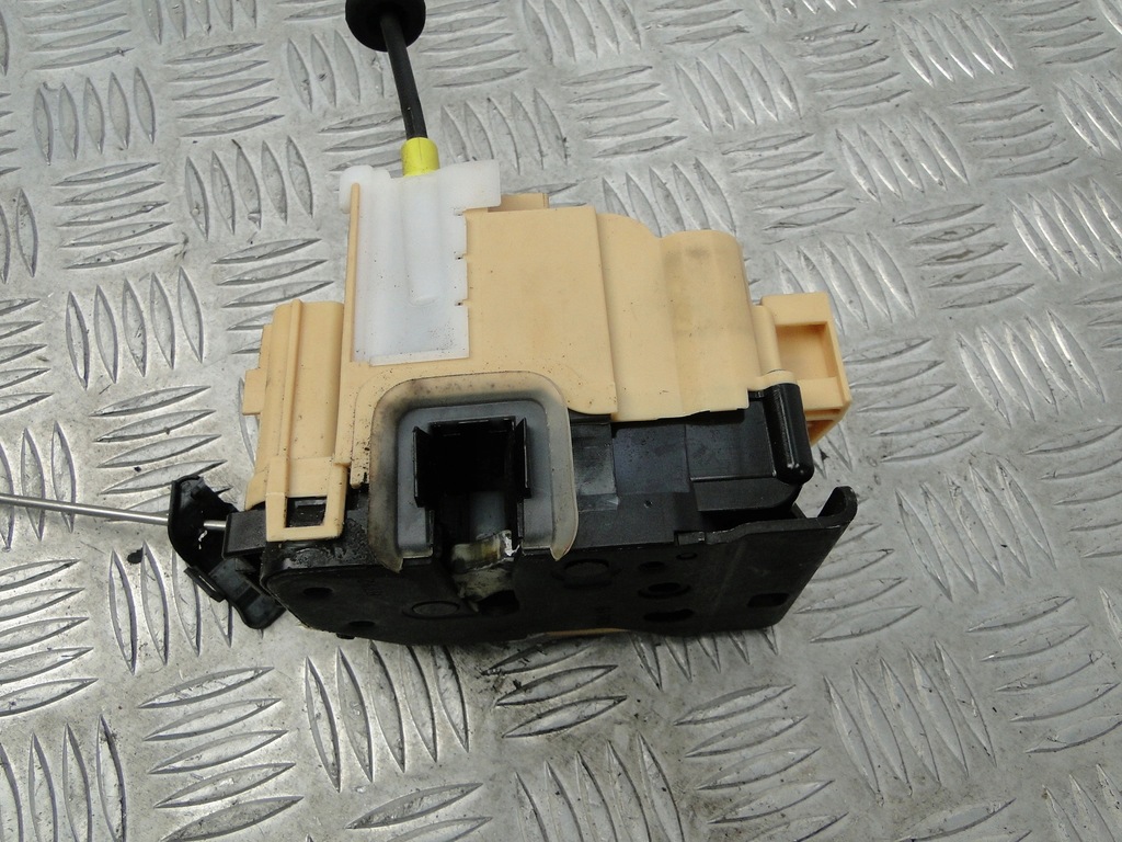 фото №16, Замок дверь alfa romeo stelvio 2019