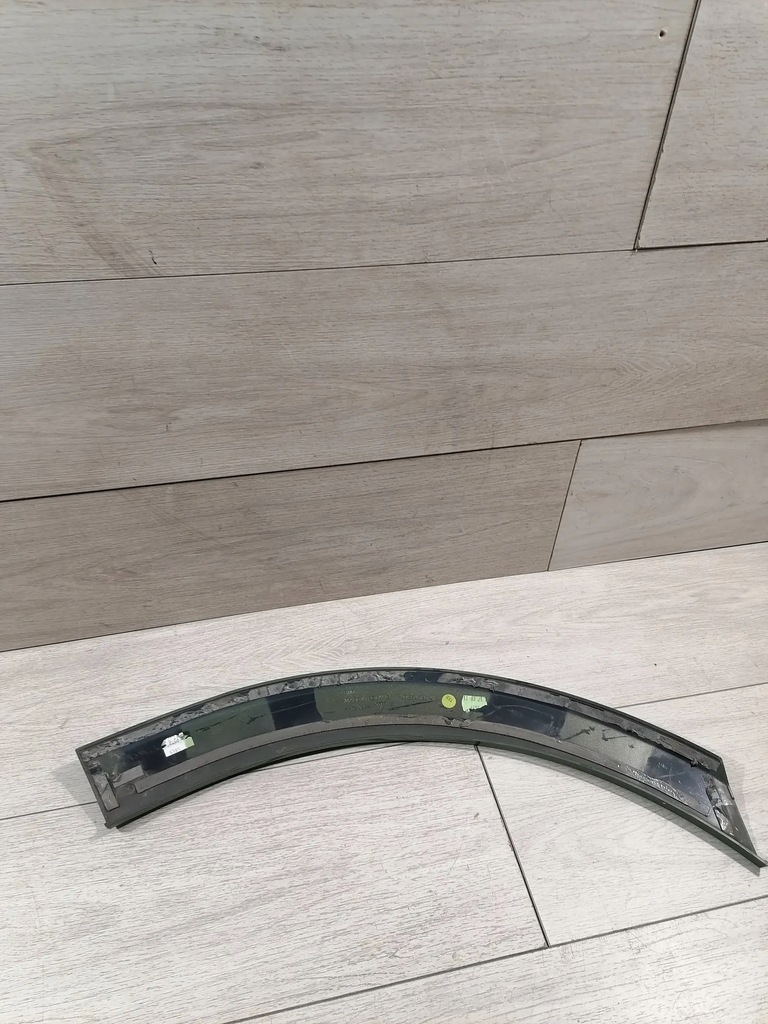фото №7, Taycan turbo молдинг крыло левый задняя 9j0854731