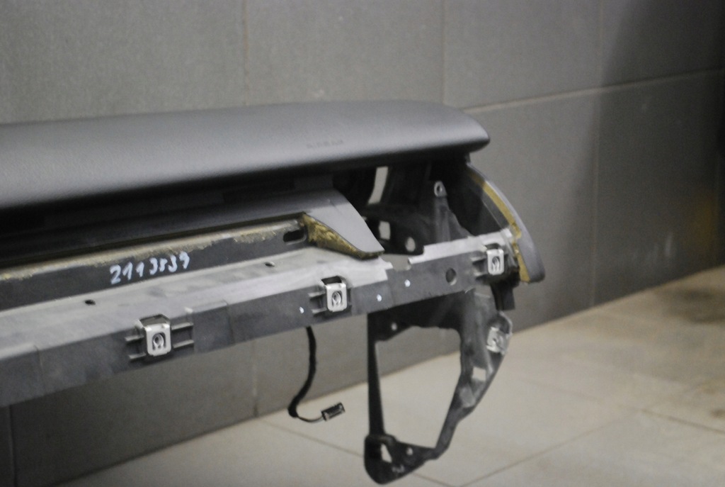 фото №12, Панель приладів приладова консоль audi a8 d3 eu czarna