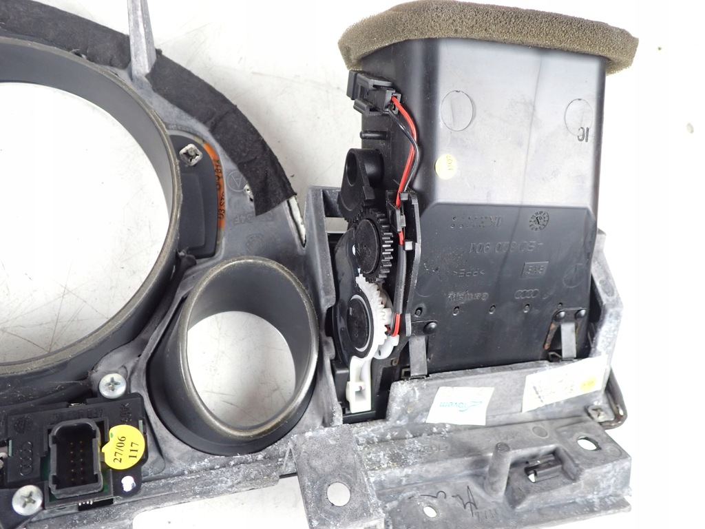 фото №13, Рамка dekor счетчиков приборы карбон audi a8 s8 d3 4e0820951 4e0820901