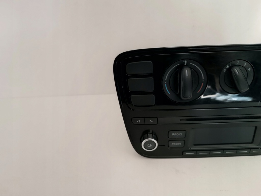 фото №3, Vw up 1s0035156 радіо автомобільні