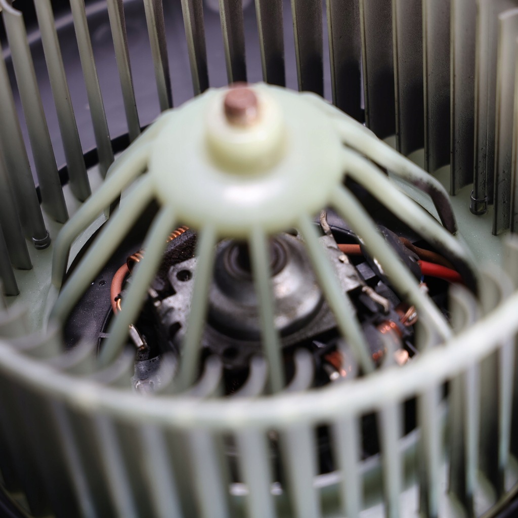 фото №12, Mercedes w639 вентилятор вентилятор внутренний a0008358004