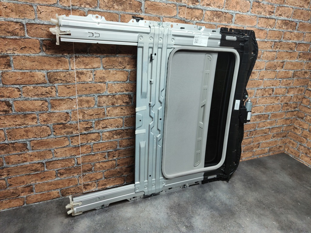 фото №15, Bmw f20 f21 люк дах зсувний скло