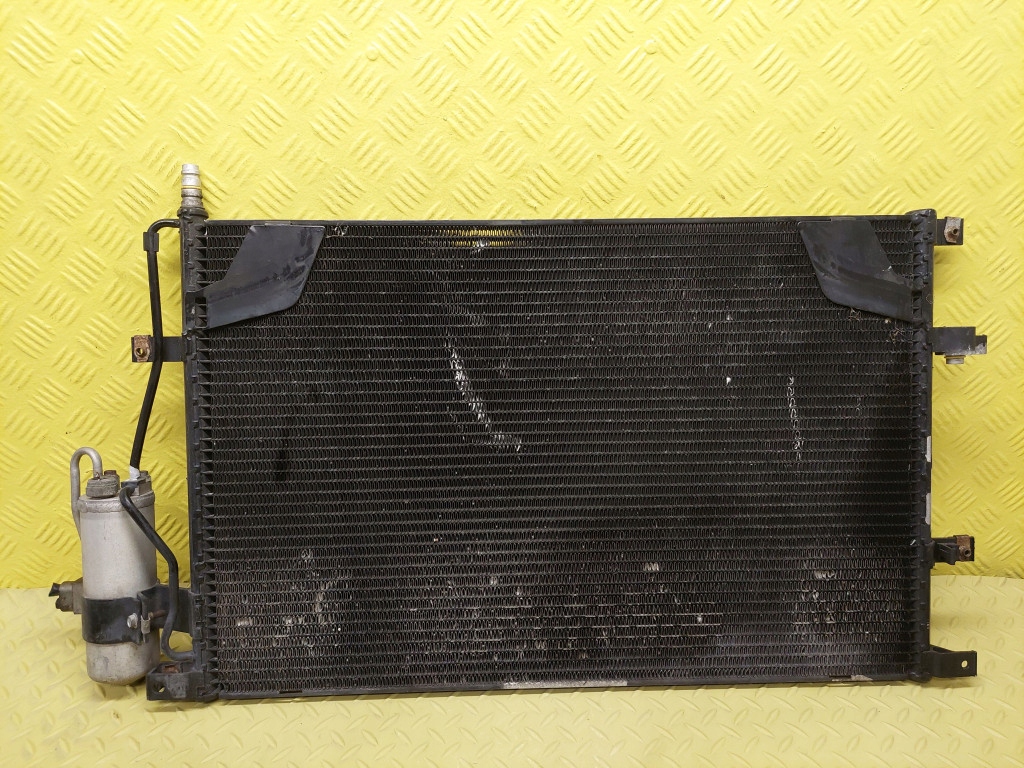 фото №5, Volvo xc70 ii 2.5 радиатор кондиционера 31101052