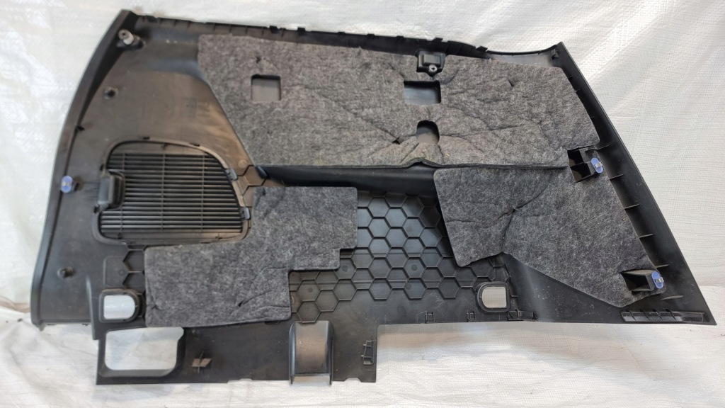 фото №9, Обивка обшивка багажника правый opel zafira c 13289579