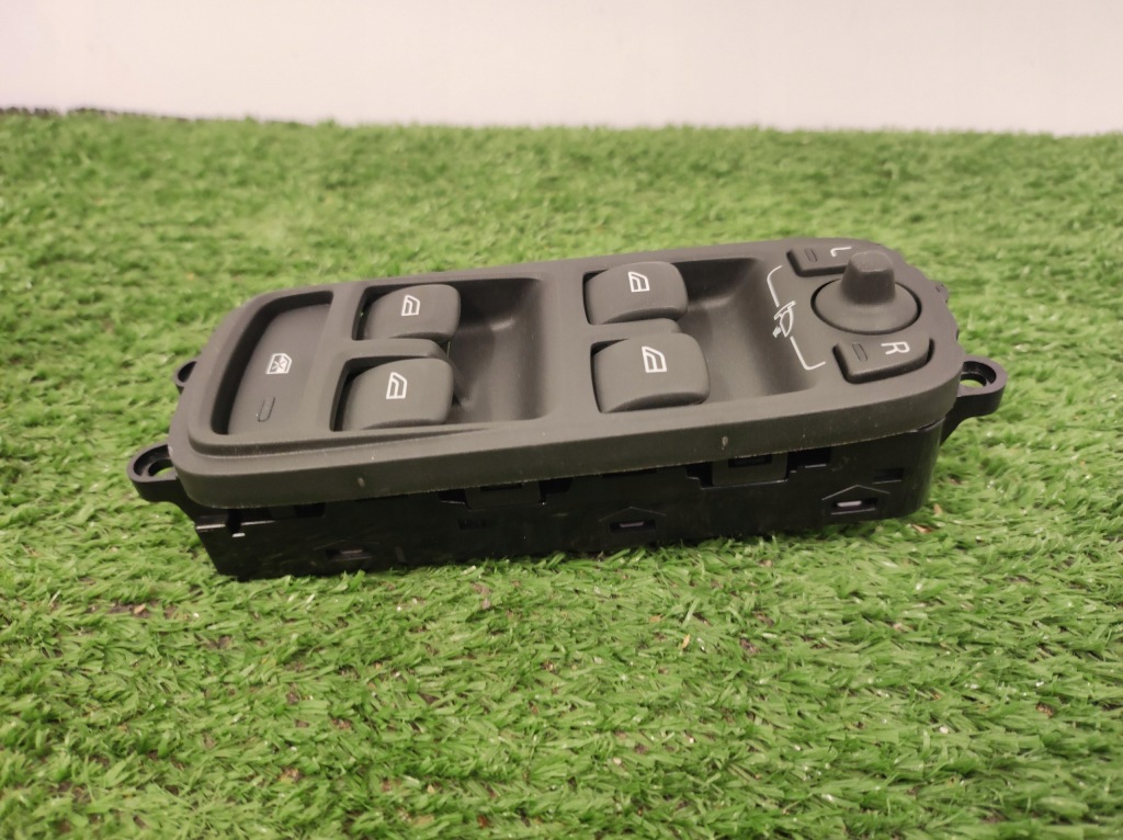 фото №14, Панель керування вікон volvo оригінальний номер 31453266