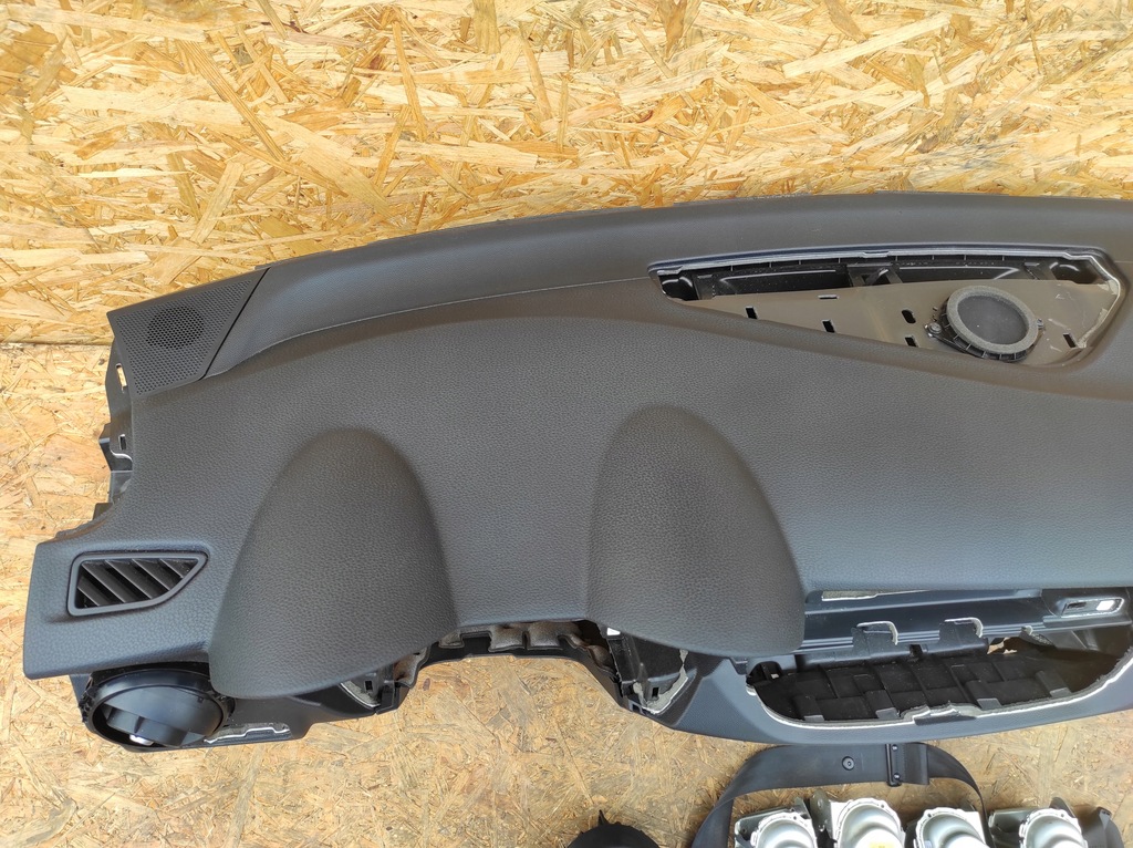 фото №7, Приборная панель консоль alfa romeo stelvio оригинал