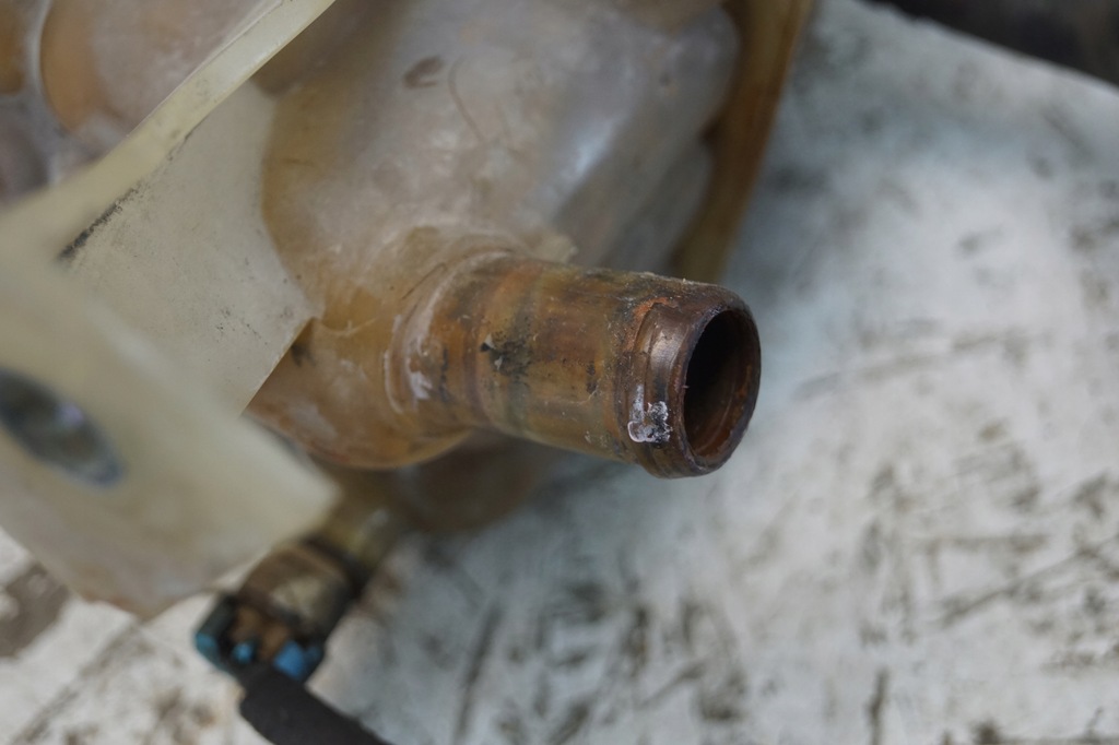 фото №8, Бачок розширювальний hummer h2 15203949