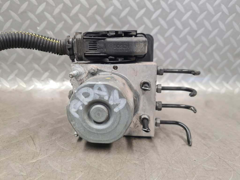 Насос тормозная abs opel adam 13473390 asr в Украине