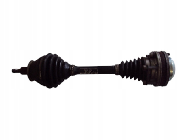 Купити Привідний вал ліва audi a1 sportback 1.6 tdi dsg