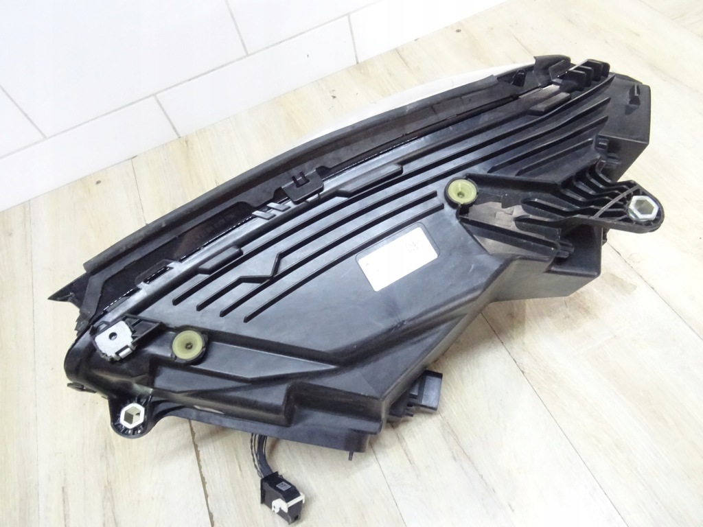 фото №11, Mercedes glc w253 x253 lift 19r- лампа правый перед a2539066403