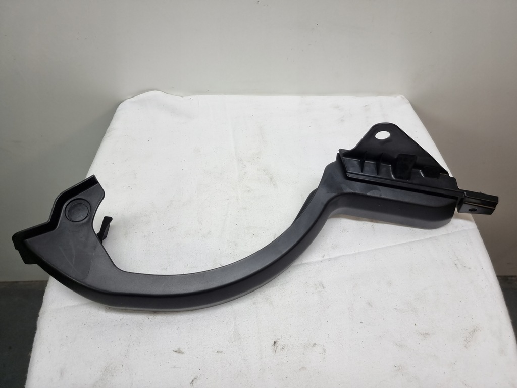 фото №1, Lexus gs iv защита петля крышки багажника правого