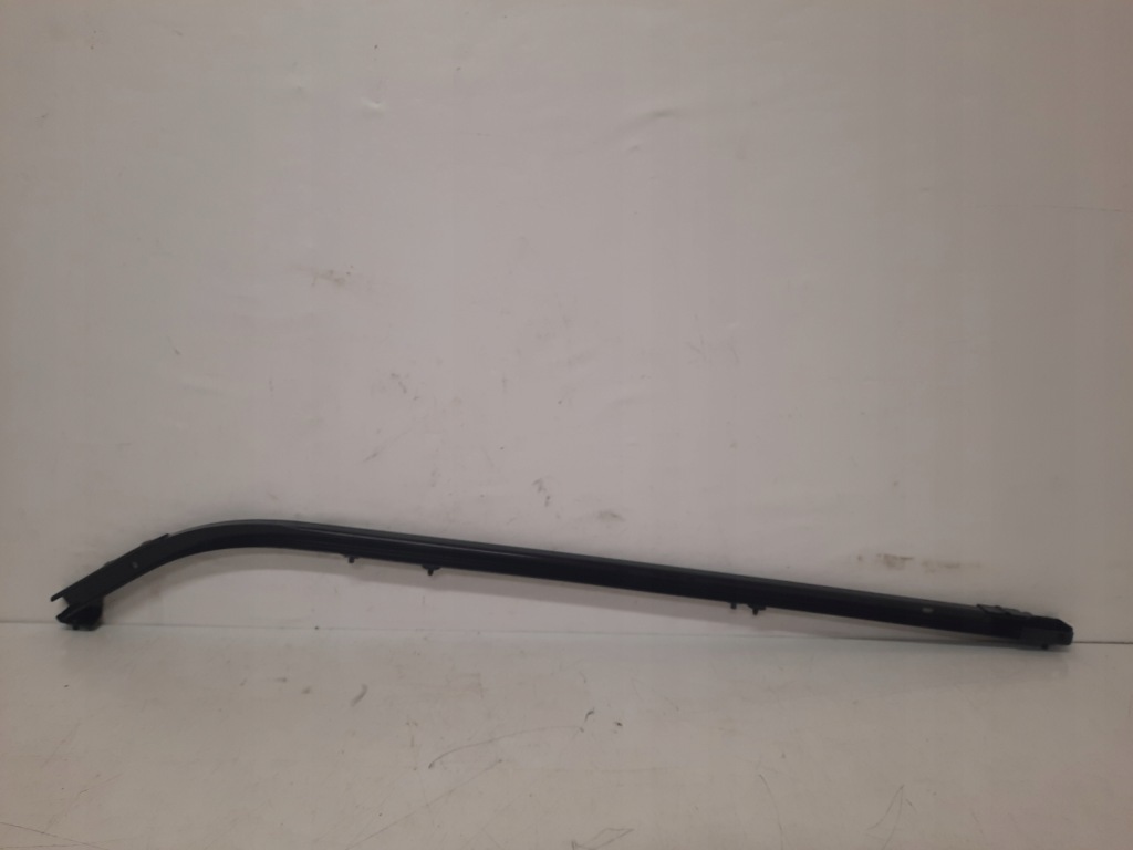 фото №1, Mercedes vito w447 направляющая дверь раздвижных левая a4477660037