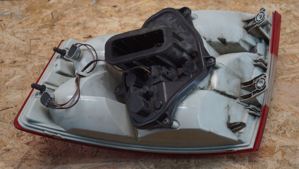 фото №11, Лампа левый задняя skoda octavia iii hb liftback sedan