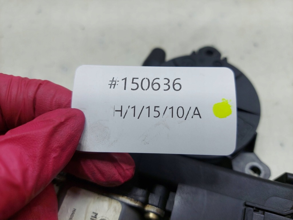 Моторчик стекло правый перед 6q1959802 skoda fabia 1 Киев