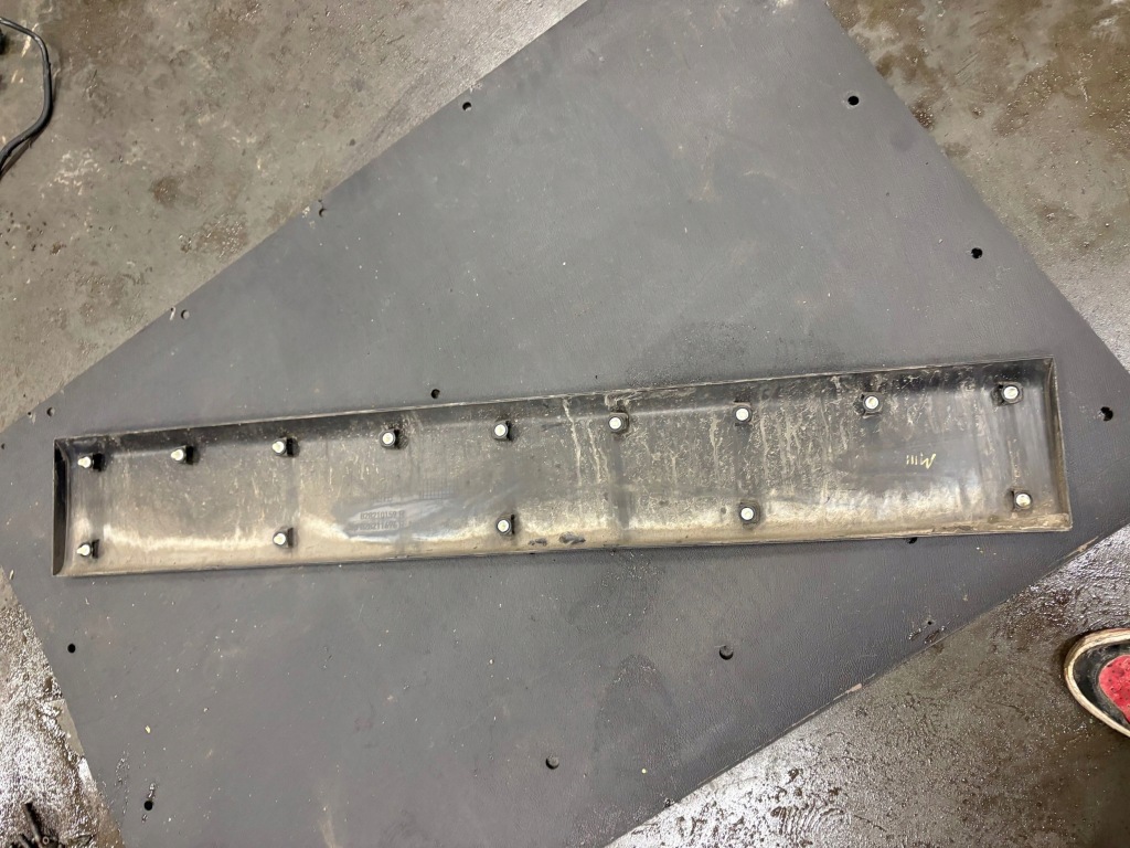 фото №2, Молдинг дверь боковых левая master iii 828210159r