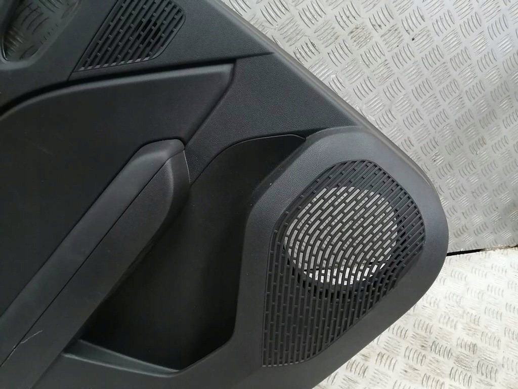 фото №2, Обивка обшивка дверь левый задняя renault captur ii 829a18015r