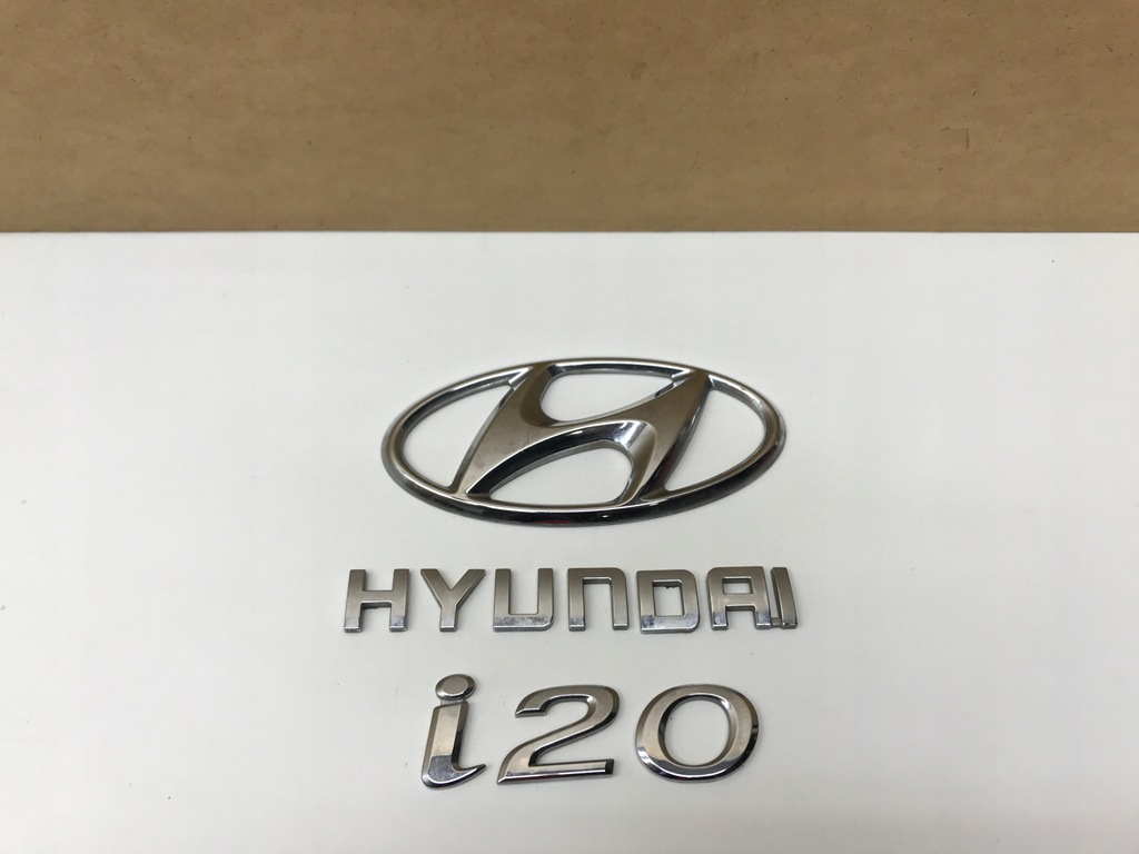 фото №1, Hyundai i20 ii надписи logo значок кришки багажника