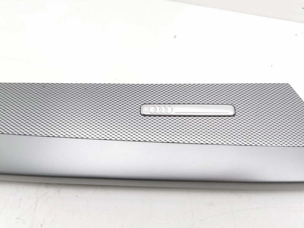 фото №15, Audi a3 8y 2023 рамка бардачка панели приборной панели