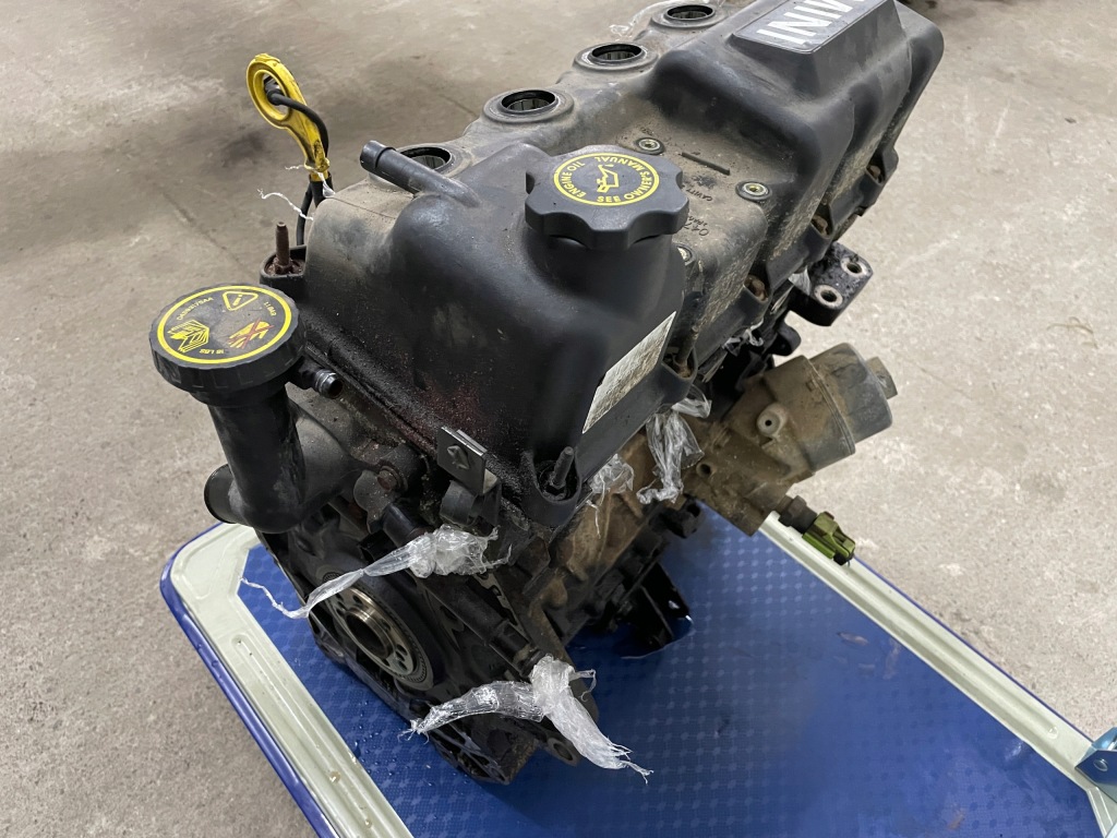 Двигун стійку  w10b16d mini cooper r50 1,6b в Україні
