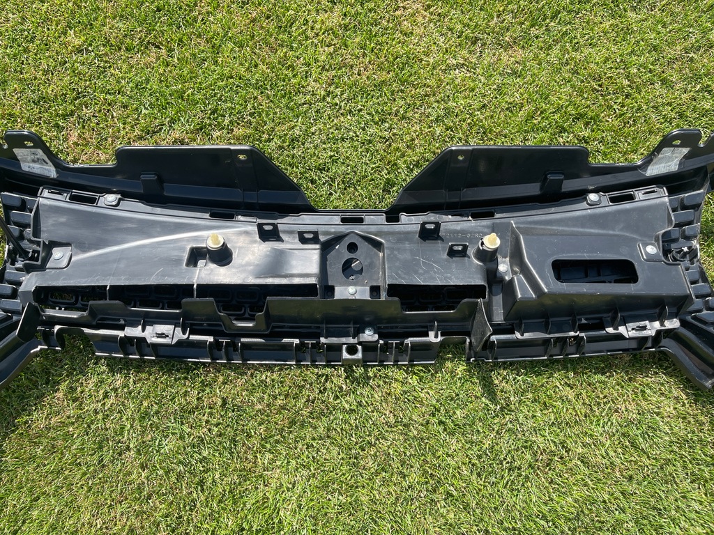 фото №16, Suzuki ignis iii 3 решётка радиатора решётка радиатора 72111-62r0/2