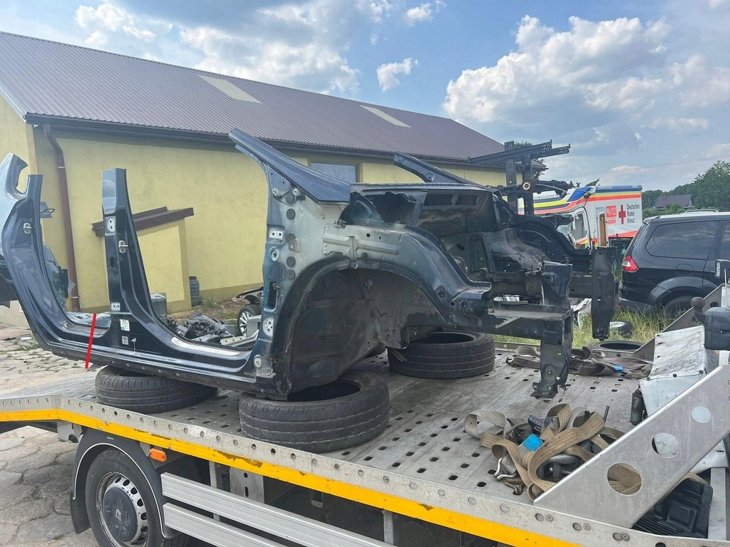 фото №1, Чверть поріг лонжерон правий перед peugeot 3008 i