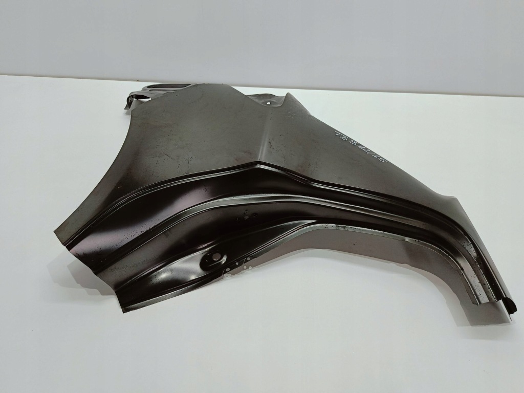 фото №6, Toyota yaris iii 3 12- крыло обшивка четверть правый задняя задний
