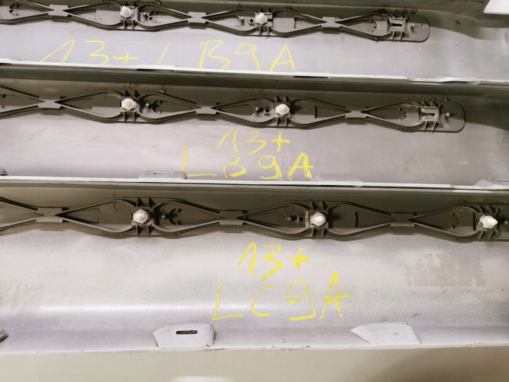 фото №8, Skoda yeti 5l0 lift молдинг поріг права ліва