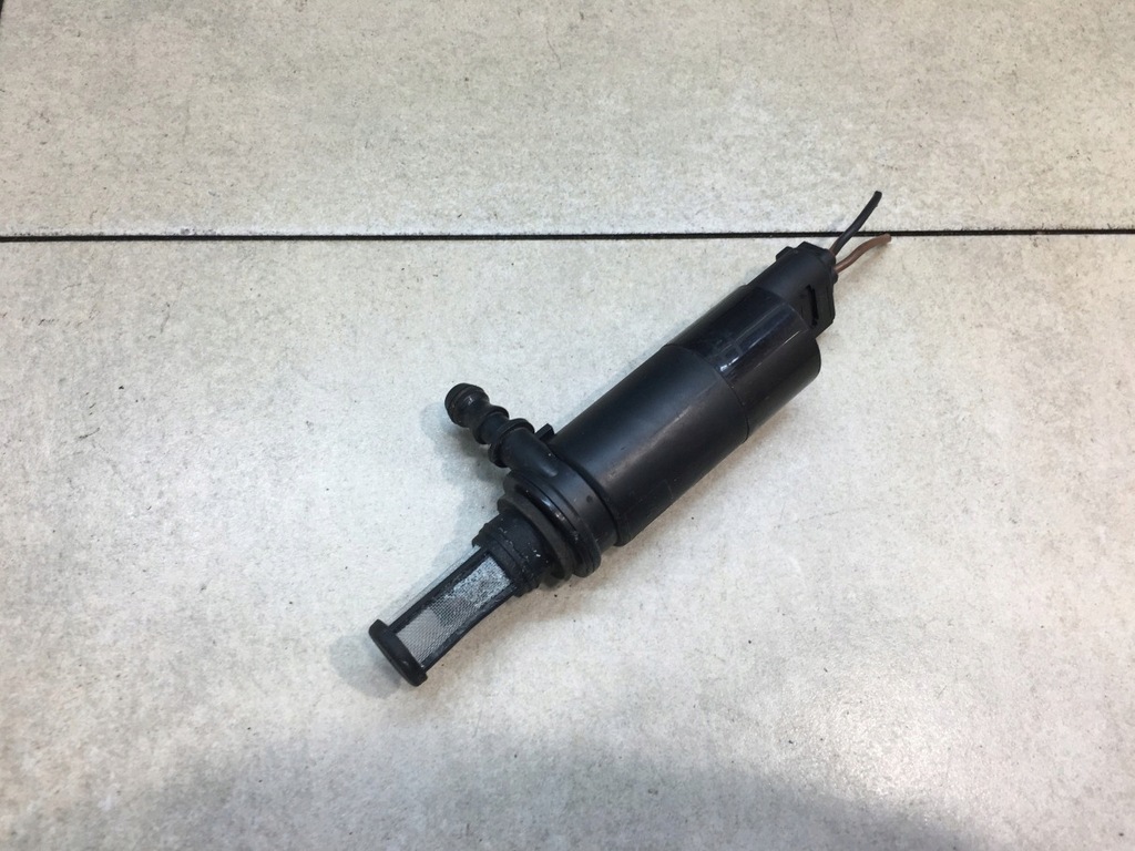 фото №1, Помпа распылителя лампы перед bmw 3 e92 6973097