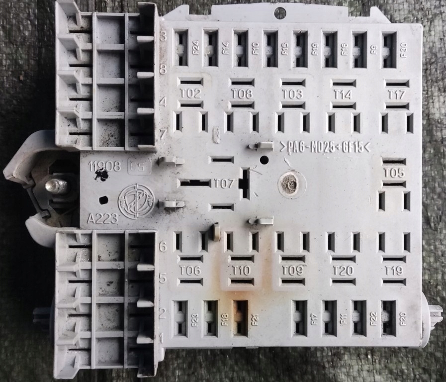 фото №1, Коробка предохранителей alfa romeo оригинальный номер 50510968