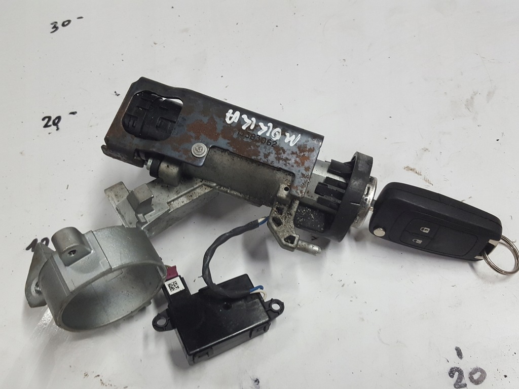 фото №1, Opel mokka i a 12-16r замок запалювання ключ