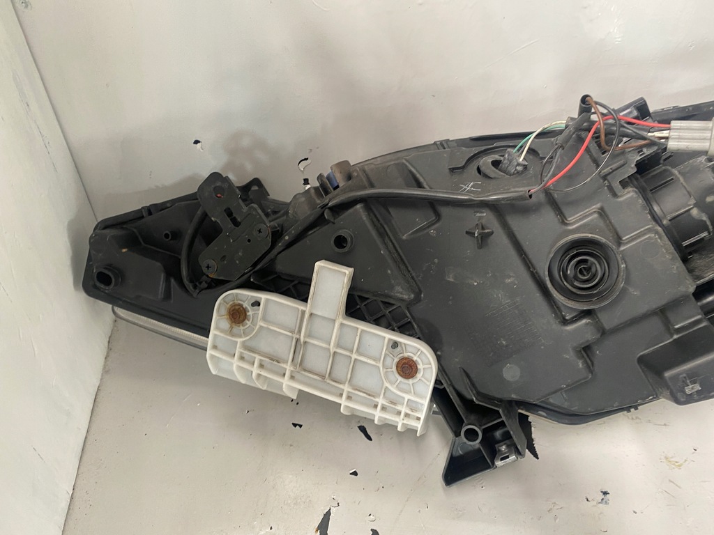 фото №11, Nissan leaf i лампа правый перед 26010 3nl0a