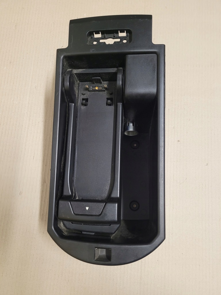 фото №1, Bmw x3 f25 подлокотник