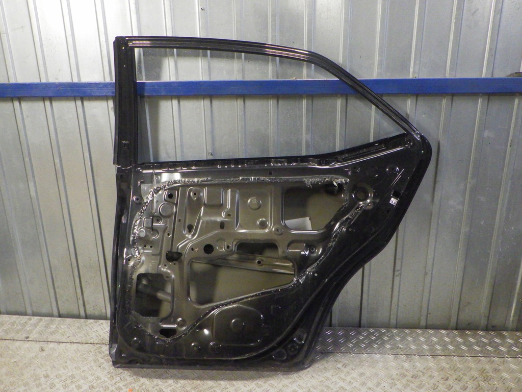 фото №7, Дверь правое задние правый задняя toyota corolla e16