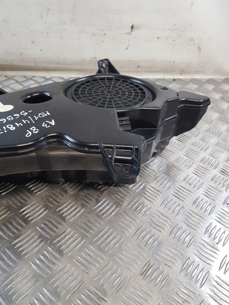 фото №8, Динамик сабвуфер audi a3 8p 8p3035382