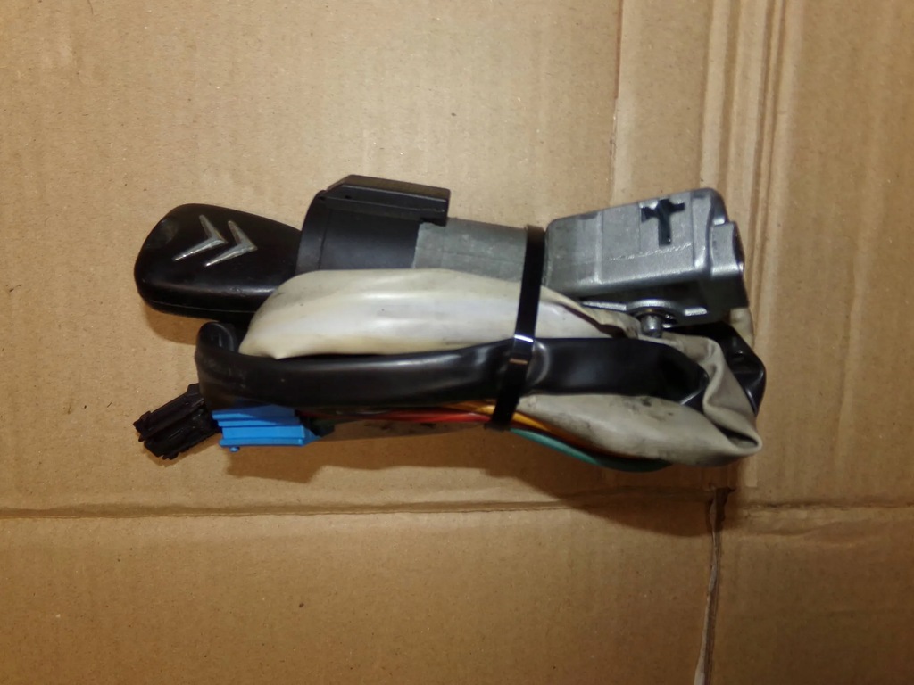 фото №1, Замок запалювання ключа berlingo partner lift