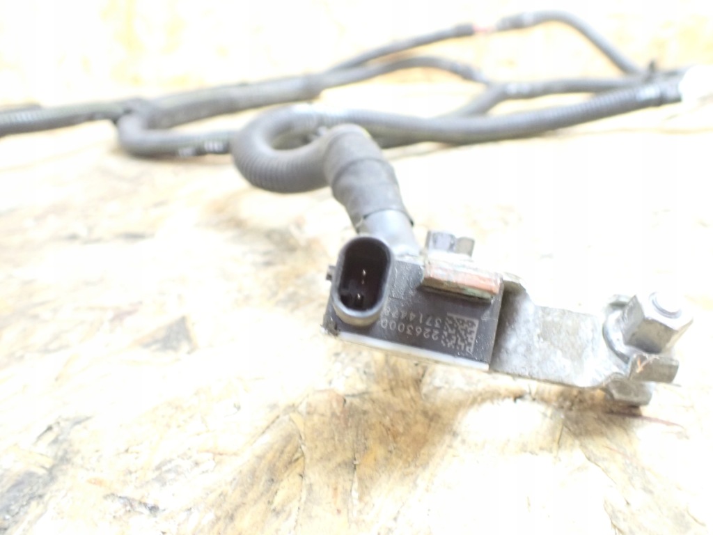 Шланг клемма минусовая opel insignia b 1.6 2017 европа 39135146 13520441 с Разборки