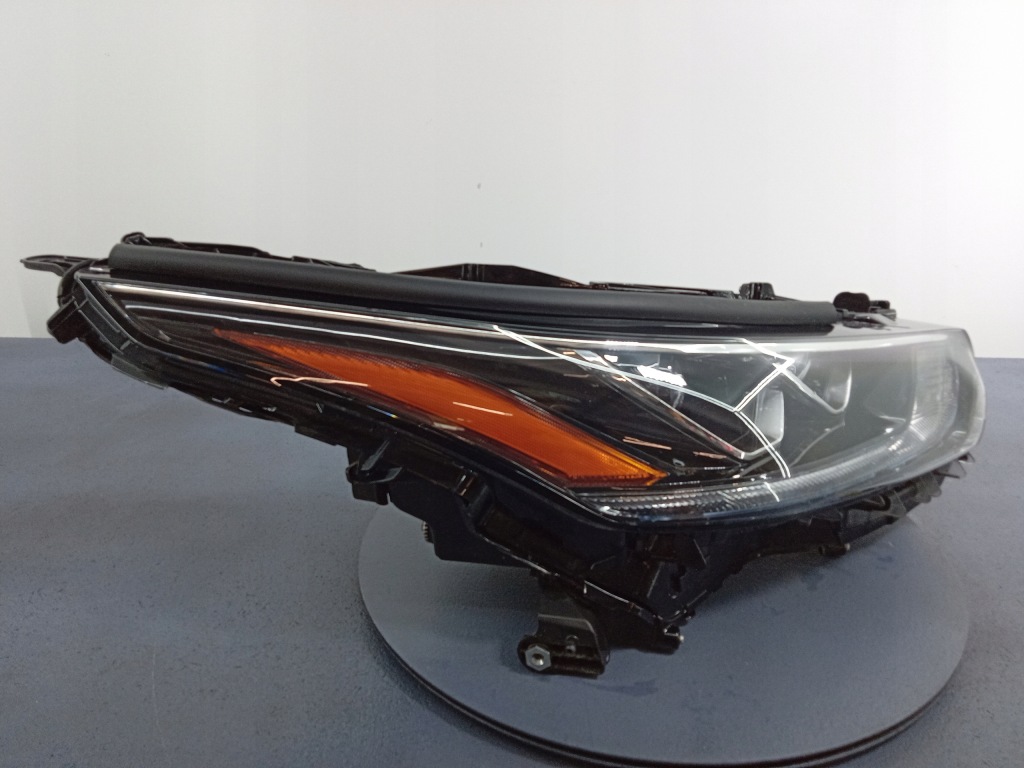 фото №2, Toyota highlander iv xu70 19- фара правый led