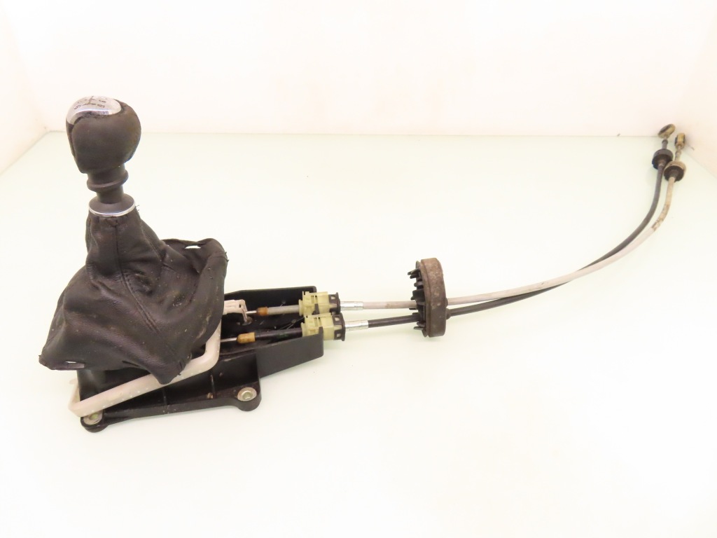 фото №1, Домкрат opel signum 2.0 turbo 13106476 6 передач