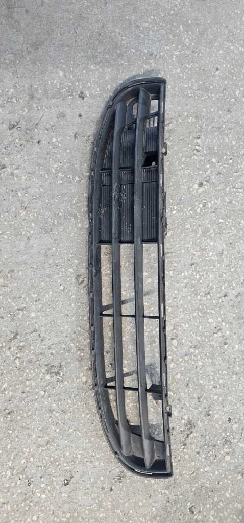 Купить Решётка бампера перед mitsubishi mirage / space star 6400d368 хэтчбек