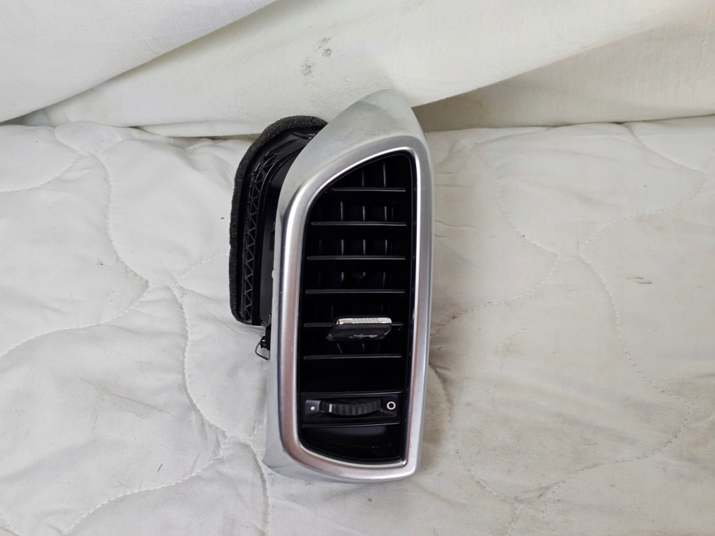 фото №1, Решітка обдув впуск porsche cayenne 7p 7p5 7p5819704d