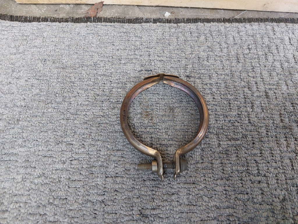 фото №1, Хомут трубы выпускной porsche cayenne iii 982251616a