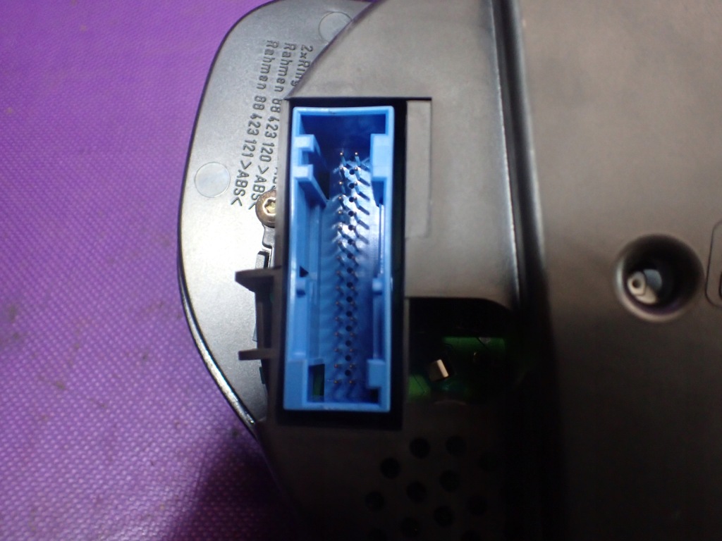 фото №4, Skoda superb i 1,9 tdi счетчик приборы 3u0920811a