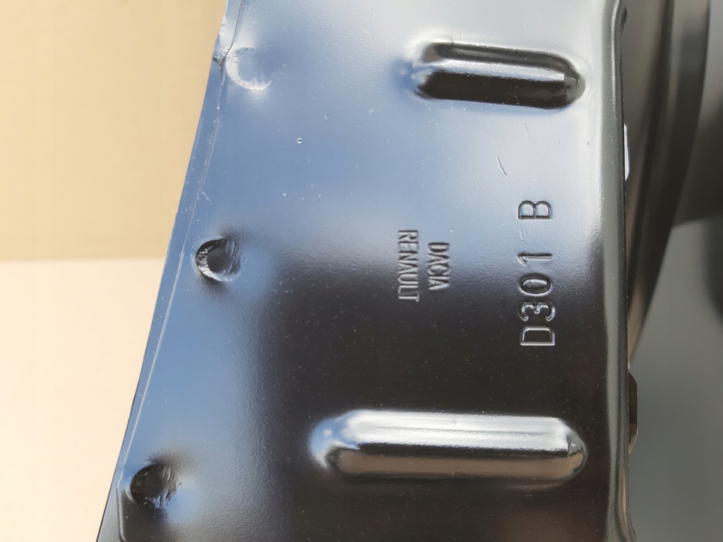 фото №12, Dacia duster ii крила правий задня обшивка вирізка