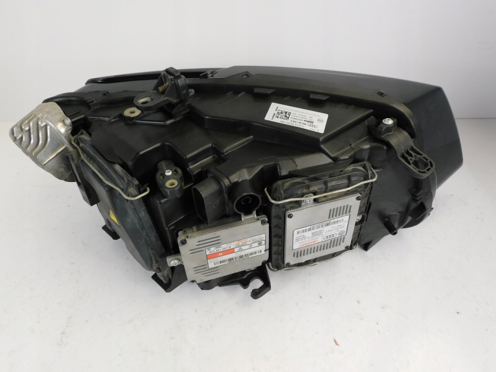 Audi q5 8r рестайлінг  фара ліва ксенон led ідеальна комплектна 8r0941005e америка Ціна