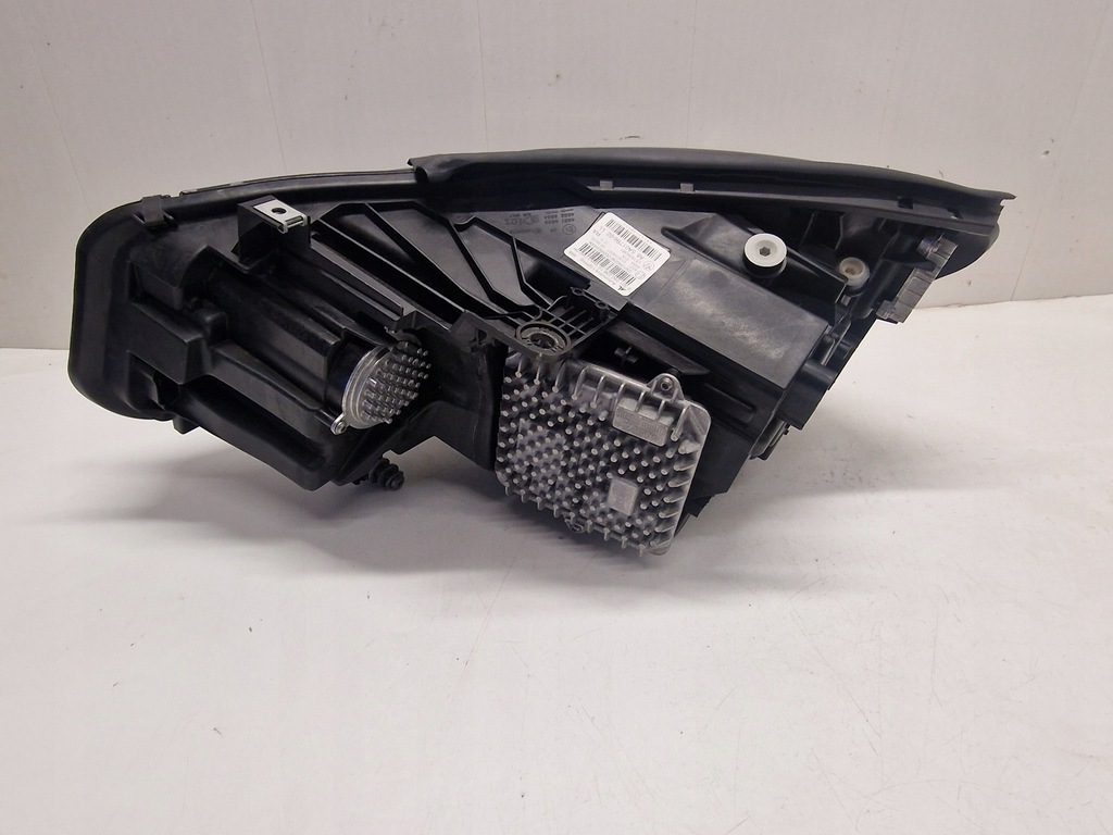 фото №7, Bmw 2 f45 f46 лампа full адаптивный led lci правая europa