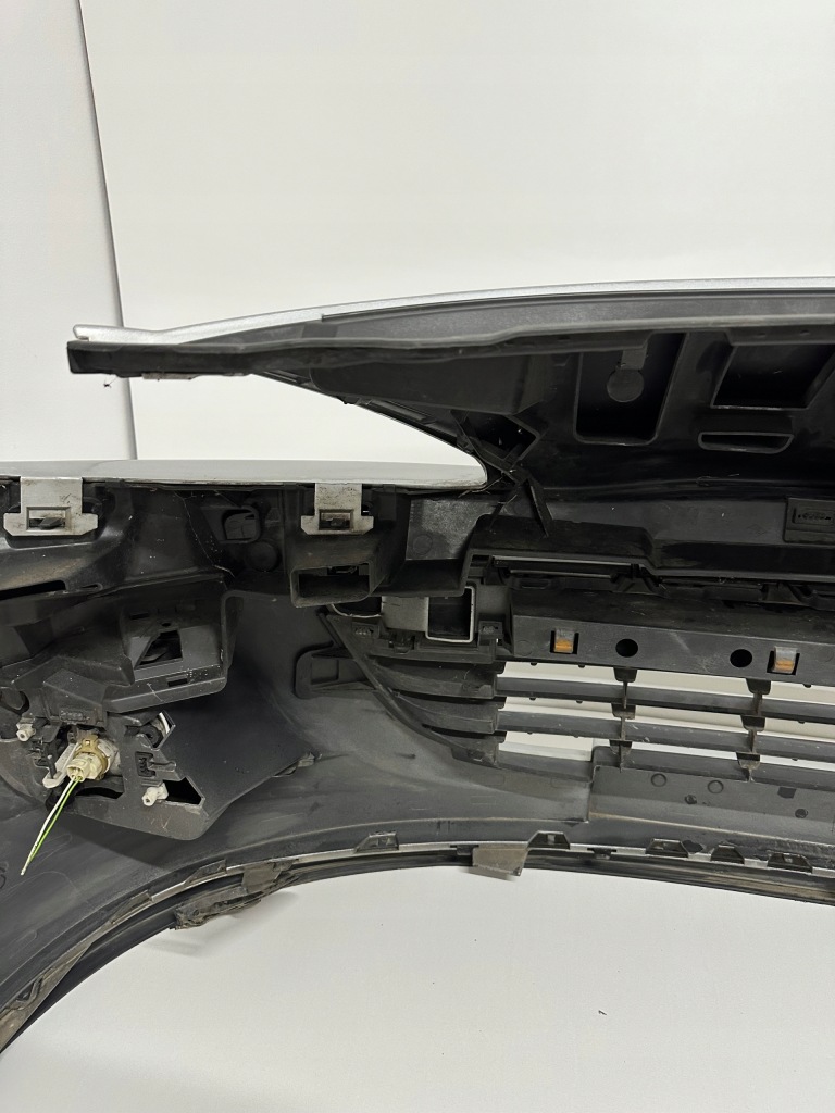 Peugeot 207 cc кабриолет  sport рестайлинг  бампер перед противотуманная фара Цена