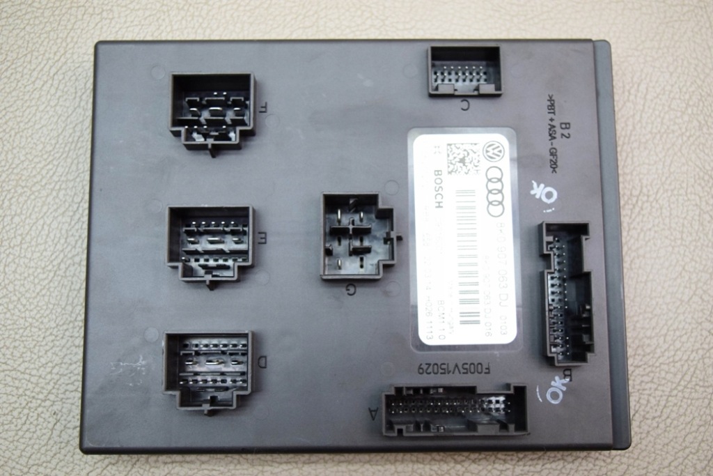 фото №1, Модуль комфорту audi q5 8r 8k0907063dj 3.0l дизель 190kw 2014