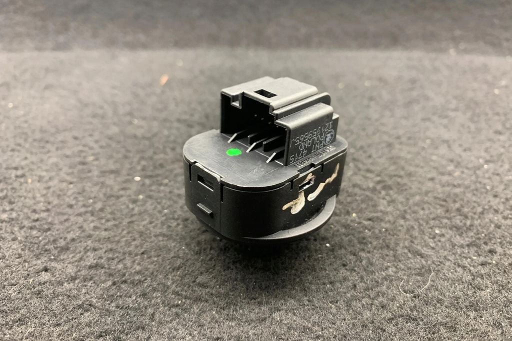 фото №8, Переключатель регулировки зеркал skoda yeti 5l 1z1959565j 2.0l дизель 2015