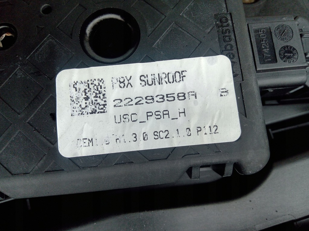 фото №7, Peugeot 3008 ii люк панорама